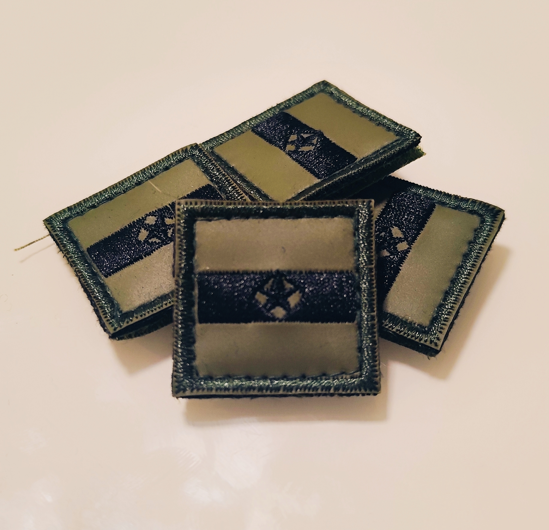 Insignia bordada para 10º Uniforme - Suboficial